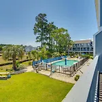 Myrtle Beach Retreat With Pool Access Near Beach!