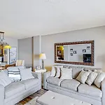 Shoreham Towers 3B