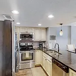 Shoreham Towers 3B