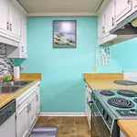 Myrtle Beach Condo Private Balcony With Pool View!