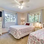 North Myrtle Beach Family Home - Walk To Shore