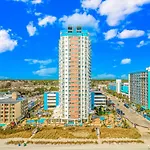 Luxurious Oceanfront Queen Suite - Fully Renovated! Palace Resort 1203