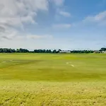 North Myrtle Beach Townhome With Pool And Golf Access