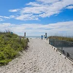 Shore Drive, Myrtle Beach 2 Bd/2Ba Condo