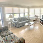 Beachfront -Almost Heaven Oceanfront- Unit C/ 2Br 1Ba