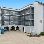 Dolphin Cove Unit 3F