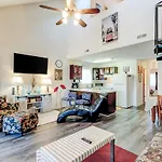 Fairway Village - B6