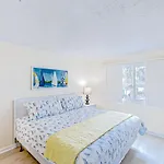 Ocean Days & Nights At Windy Village