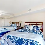 Yacht Club Villas 3-505