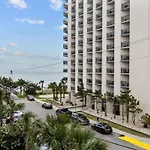 Cozy Oceanview Studio, Sleeps 4