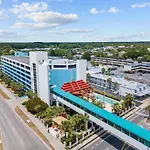 Landmark Resort, 1Br Oceanfront
