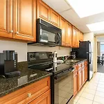 Direct Oceanfront Views, 4Ppl