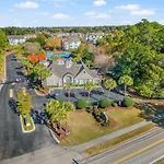 Coastal Living At Its Best!
