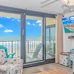 Beautifully Updated 2 Bedroom Oceanfront Suite- With Gaming System And More! Horizon East 104