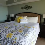 Yacht Club Villas #2-502 Condo