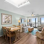 Pelicans Landing 403 - Oceanfront - Shore Drive Section