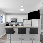 Beautiful 2Br Penthouse With Amazing Views