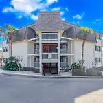 Beautifully Renovated 2 Br. Condo On The Golden Mile-Stunning Ocean Views-Ocean Forest Villas A-305