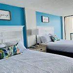 Bluetique Oceanfront Pet Friendly Indoor Pool