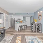 Breathtaking Views! Stunning 2Br Suite With Gorgeous Updates-Palace Resort 1207
