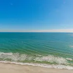 New! Palace Resort Oceanfront Studio Sleeps 4