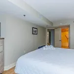 New! Carolinian 2/2 Of Master Free Parking & Wi-Fi