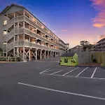 Kiana\'S Beach Retreat Condo