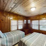 Booth House, Unit B