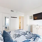 Cozy Beach Rendezvous