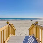 Myrtle Beach Condo - Steps To Ocean And Apache Pier!