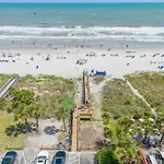 200 Steps To Ocean! North Myrtle Beach Upper Duplex Unit, Pet Friendly!