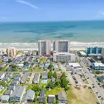 200 Steps To Ocean! North Myrtle Beach Upper Duplex Unit, Pet Friendly!