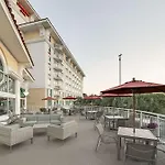 Hampton Inn Myrtle Beach Broadway At The Beach