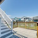 Waterfront North Myrtle Beach Home With Pool And Deck