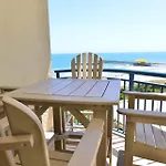 Ocean Pier View At Famous Kingston Resort