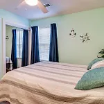 Murrells Inlet Condo With Pool Access, Near Beach!