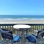 Beach Master 305