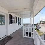 Cherry Grove Oceanfront Home - Mommas Gift In Cherry Grove