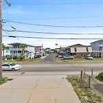 Cherry Grove Oceanfront Home - Mommas Gift In Cherry Grove