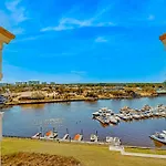 Yacht Club Penthouse
