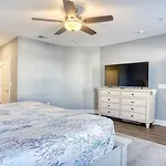 927 The Havens Villa