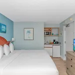 Newly Renovated King Suite-Ocean Views! Boardwalk 1140