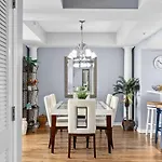 Harbor Pointe Coastal Getaway