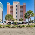 Beachy Condo With Pool Access And Steps To Boardwalk!