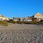 Almost Heaven Oceanfront D 3 Bd/3B Free Wifi