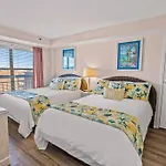 *Ocean View Condo*Pools*Hot Tub*Kitchen*Beach*Mc61