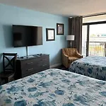 Ocean View - Landmark 519