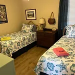 Matilda\'S At Ocean Forest Villas
