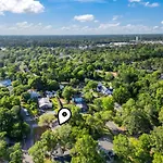 Spectacular Beach House! Arcade Games & Hot Tub! Sleeps 12!