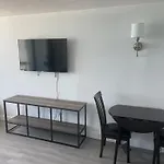 Compass Cove Upgraded Oceanfront Condo Sleeps 4